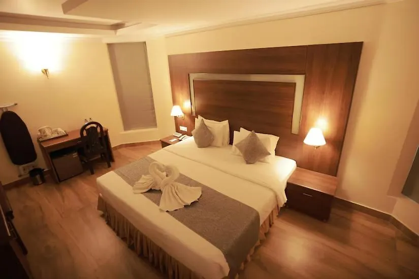 *****  The Quilon Beach Hotel And Convention Center Kollam India