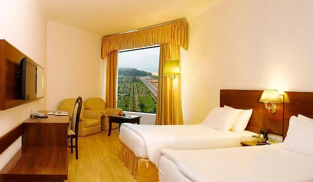 The Quilon Beach Hotel And Convention Center Kollam